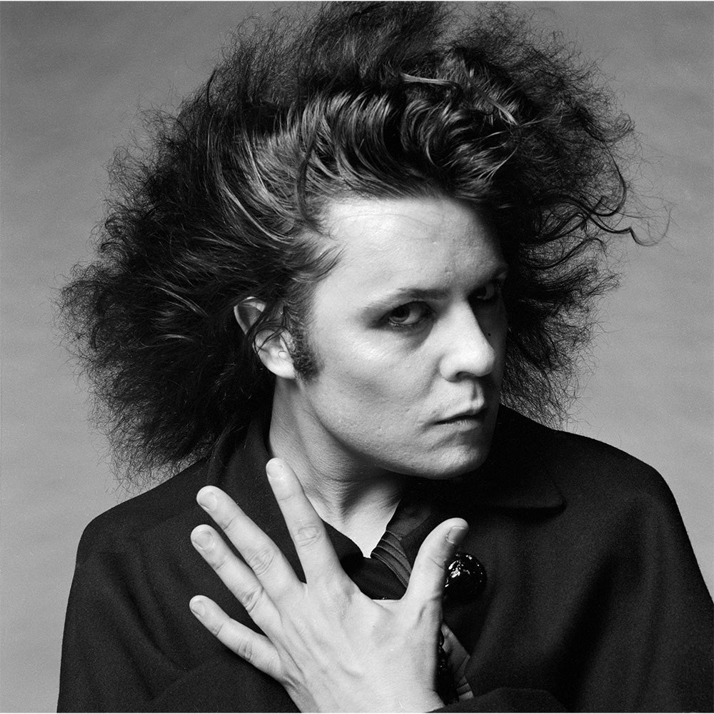 Marc Bolan poses for a photoshoot, 1975